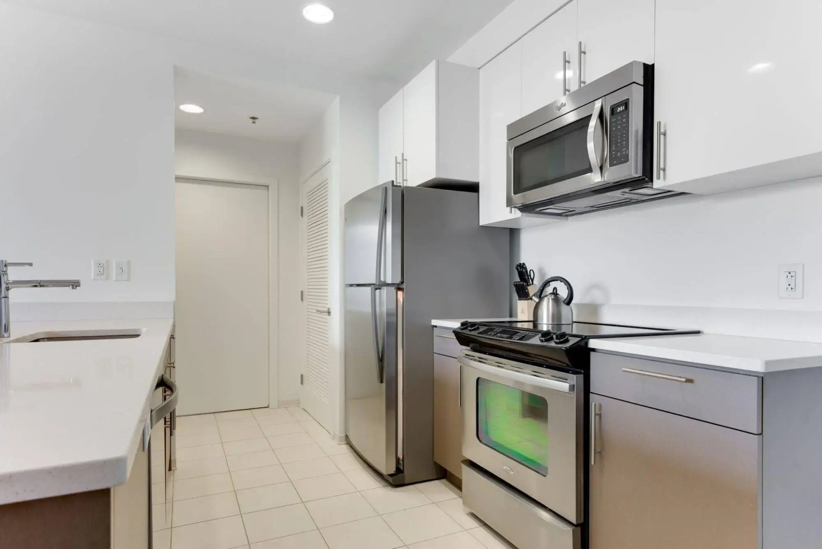 Global Luxury Suites at Kendall East