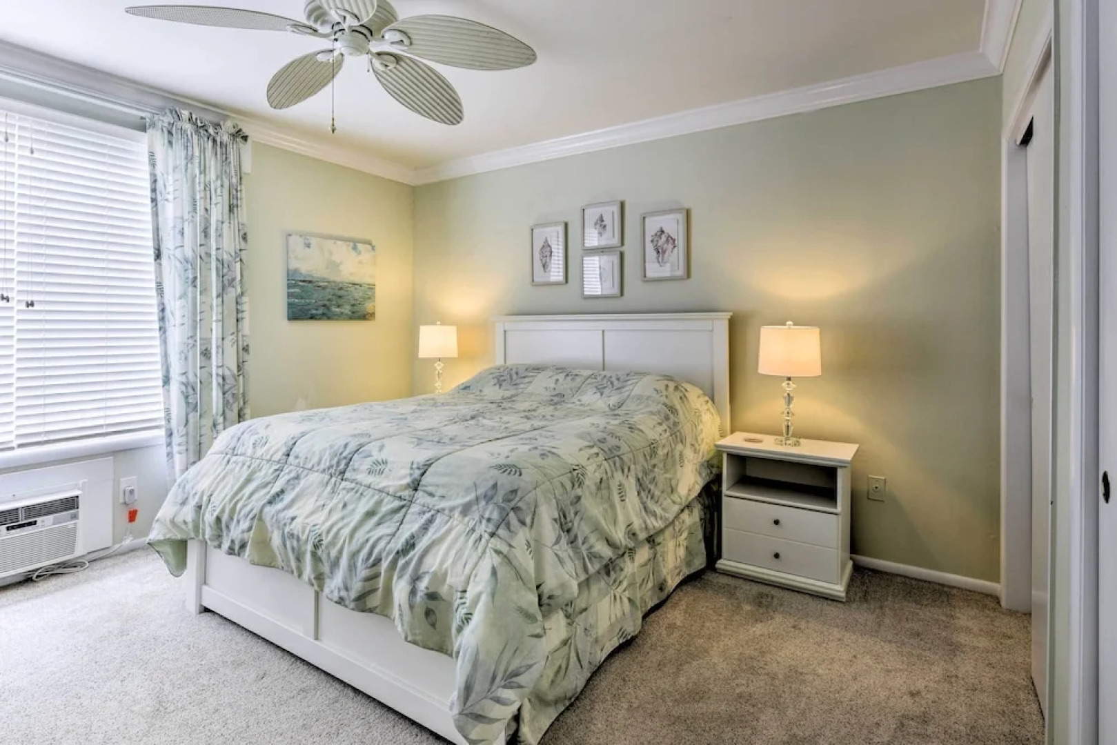 'beach Haven Condo' - Steps to Brigantine Beach!