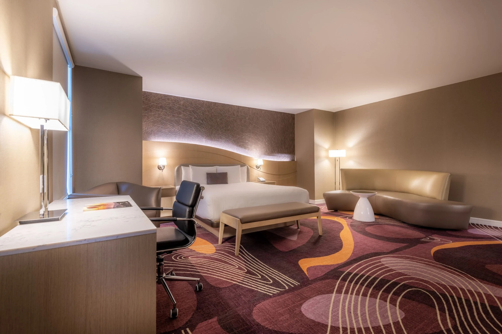 Pasadena Hotel & Pool