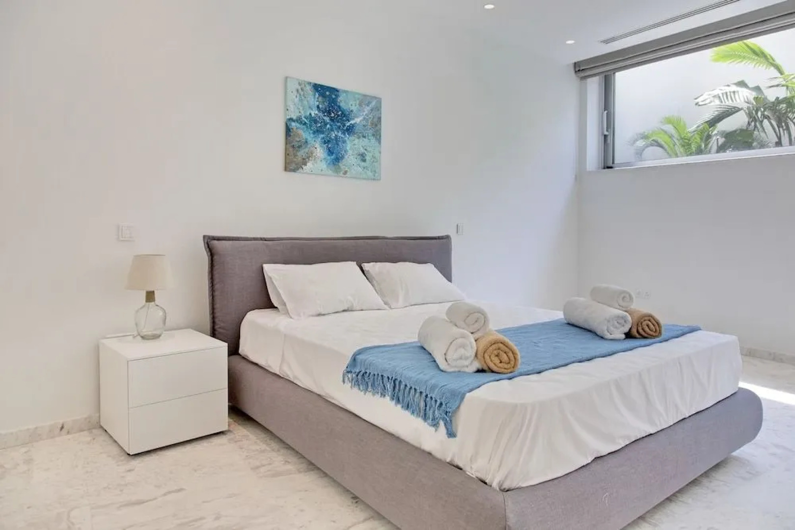 Sea Pearl Beachfront Elite Residences