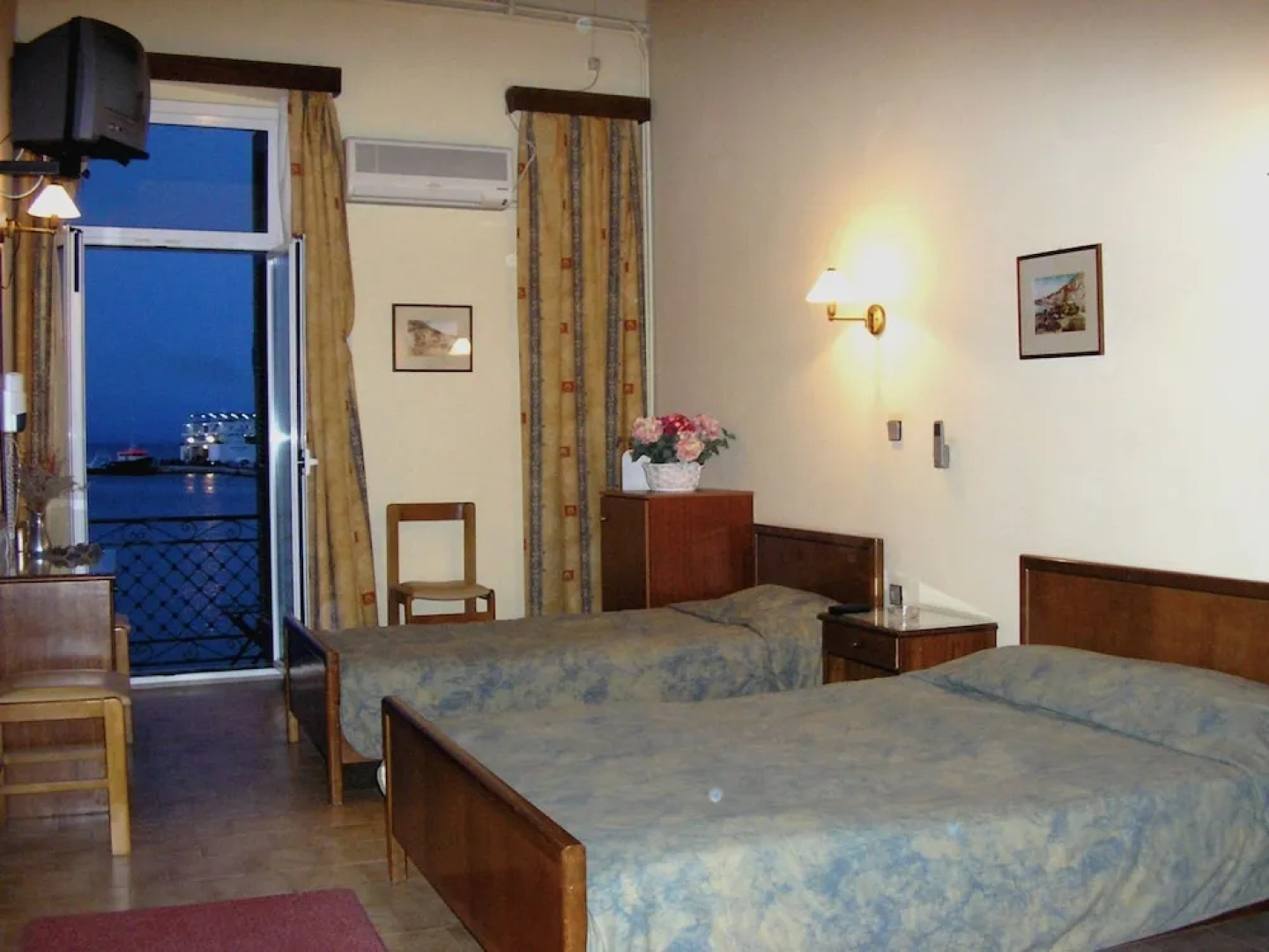 Gythion Traditional Hotel