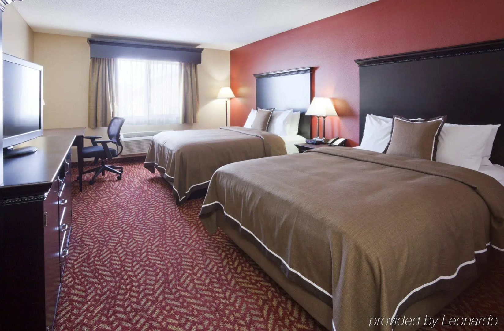 GrandStay Hotel & Suites