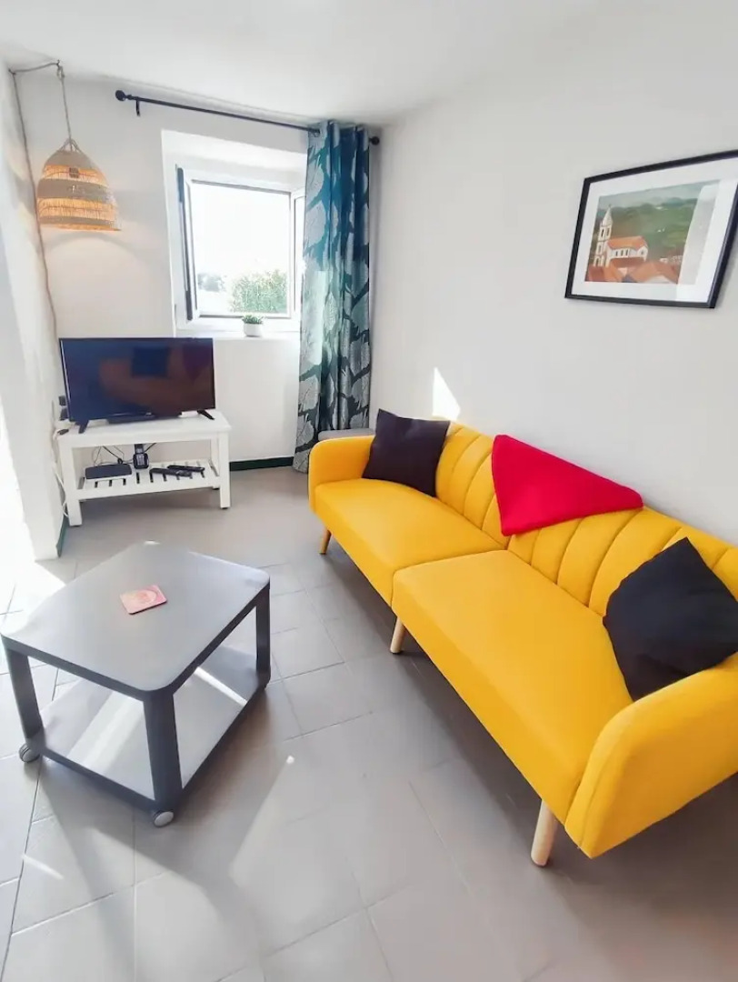 Cozy Vacation Rental in Peaceful Peral, Portugal