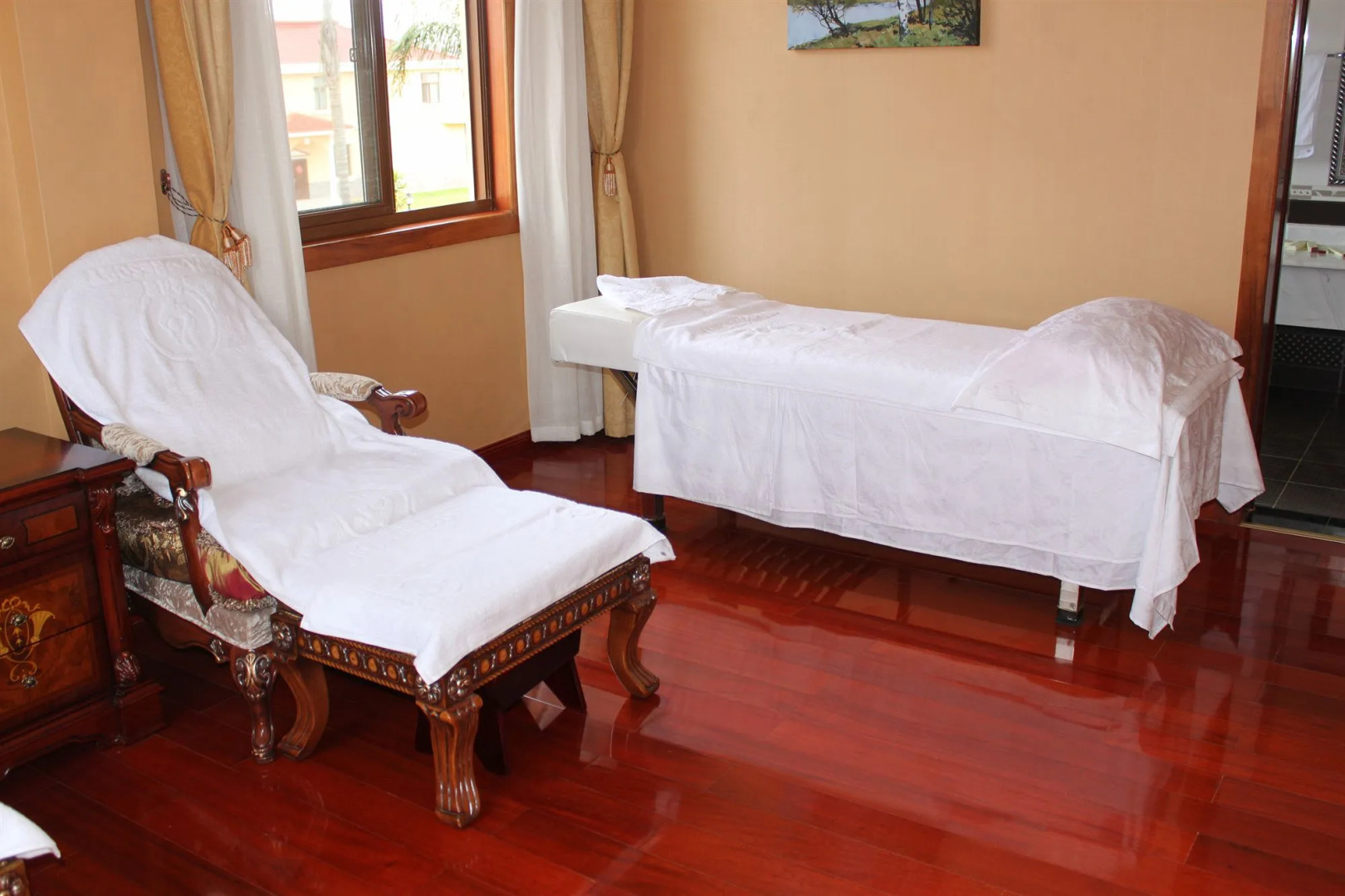 Madagascar Golden Peacock Hotel