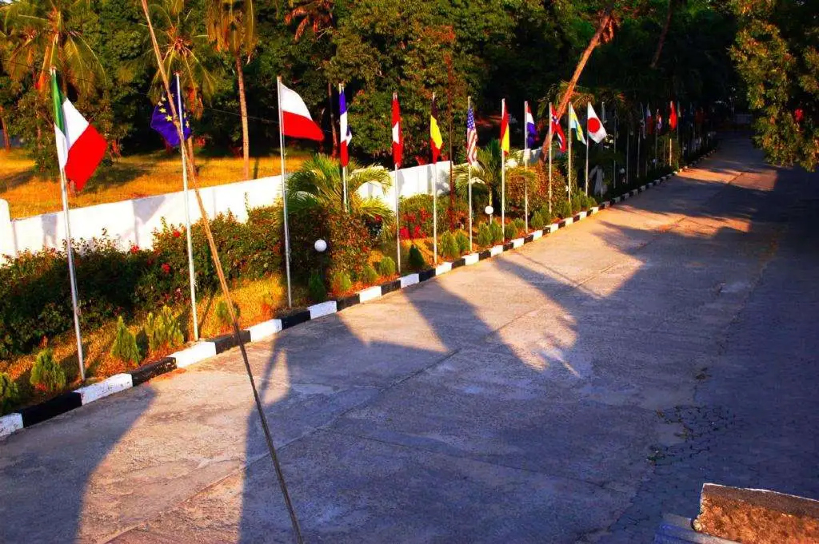 Sai Rock Beach Hotel & Spa