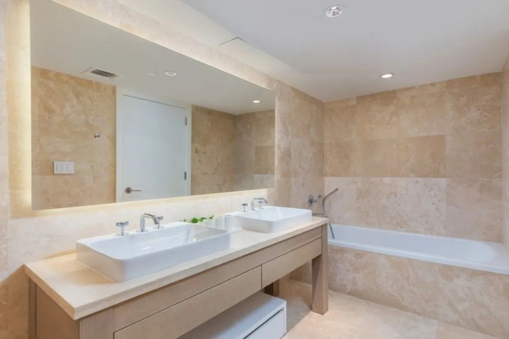 24th Street Condo #217378