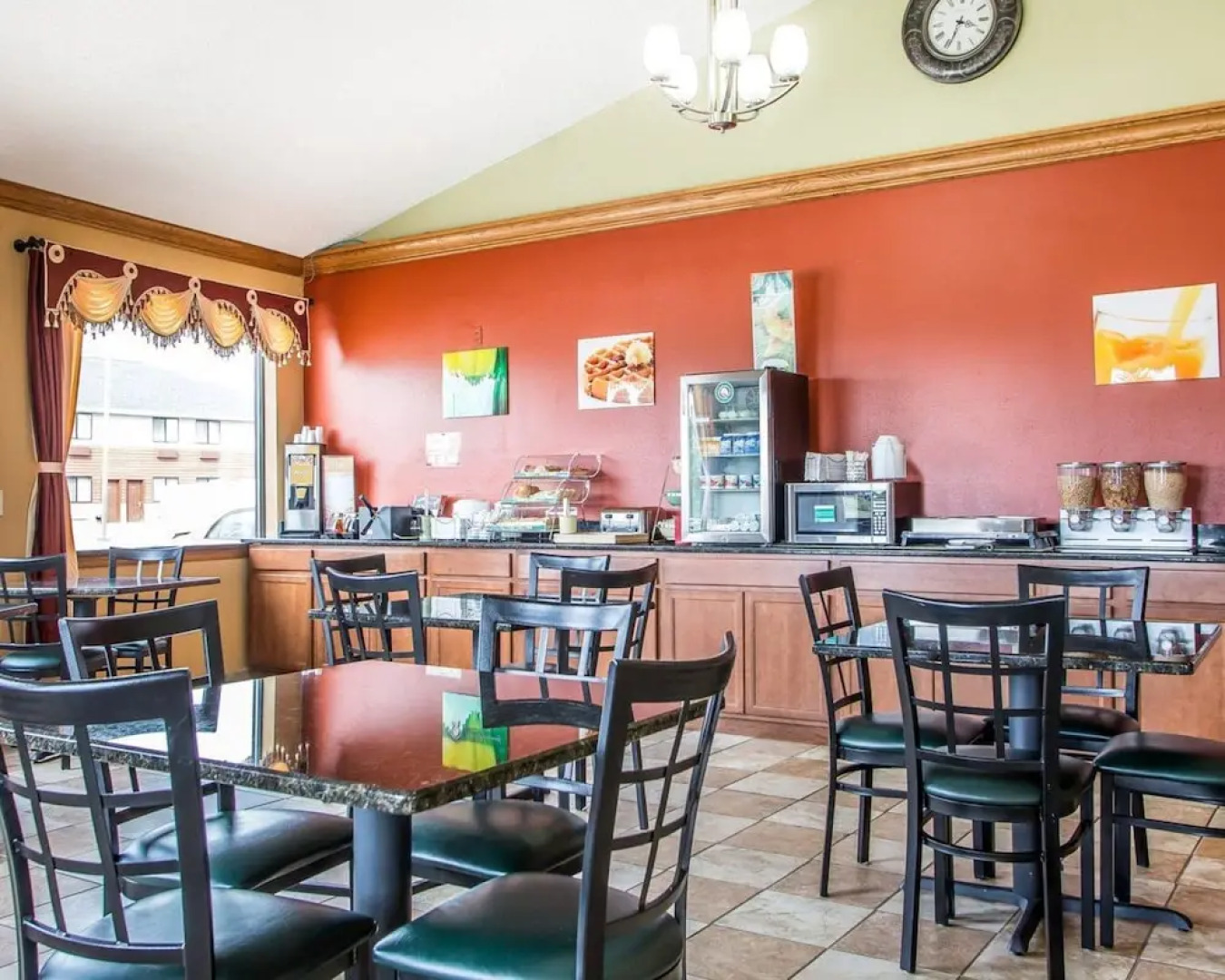 Quality Inn Morton At I-74