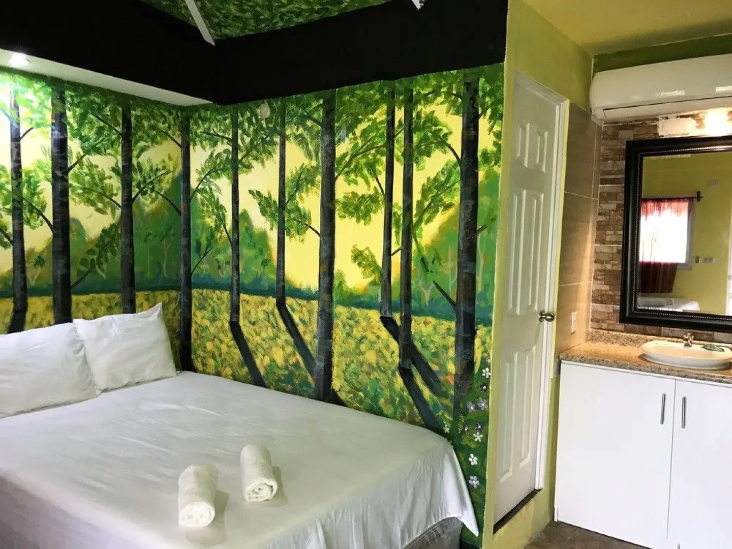 Mi Paraiso Hotel & Resort