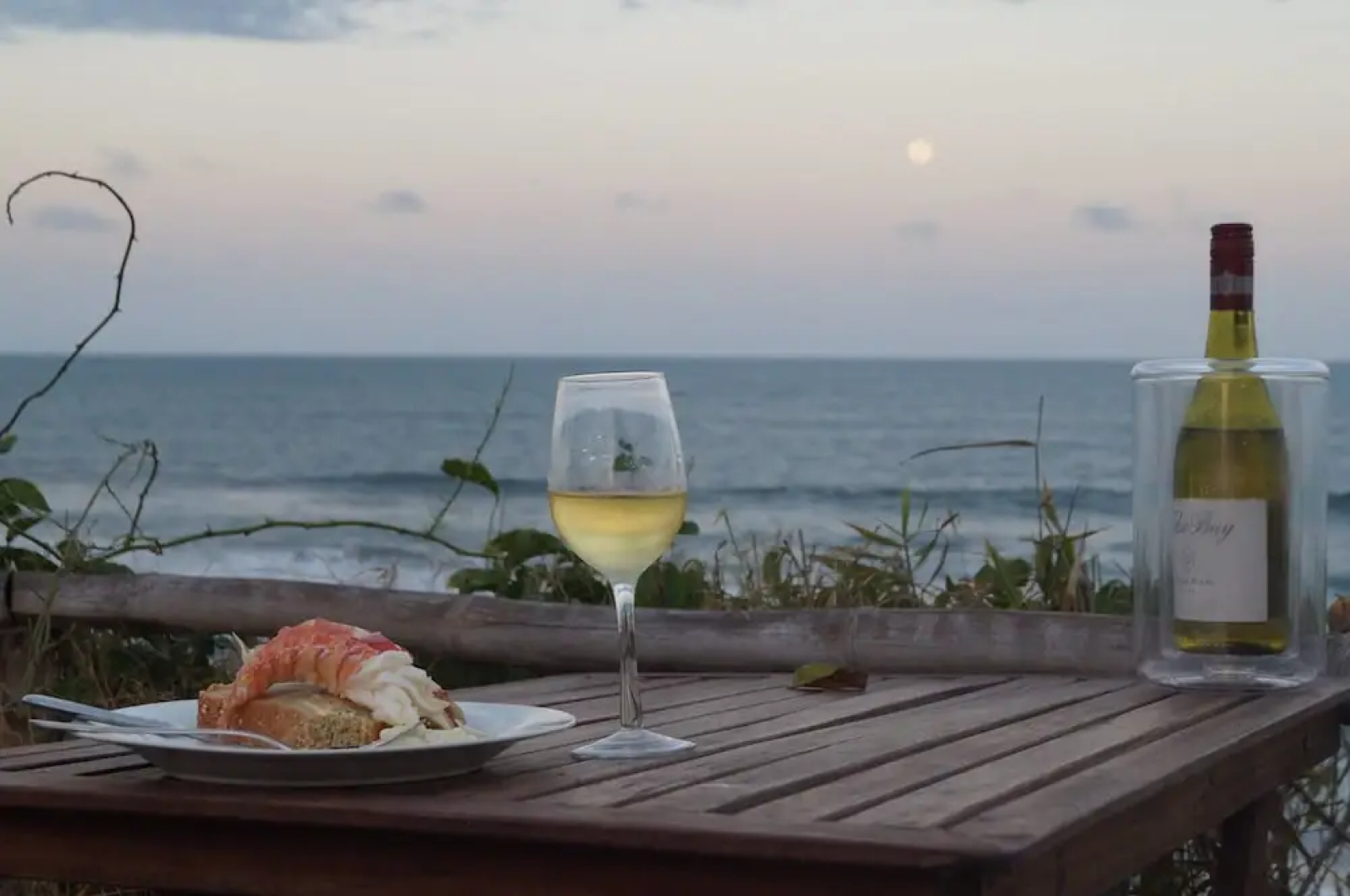 Pangani Cliffs Lodge