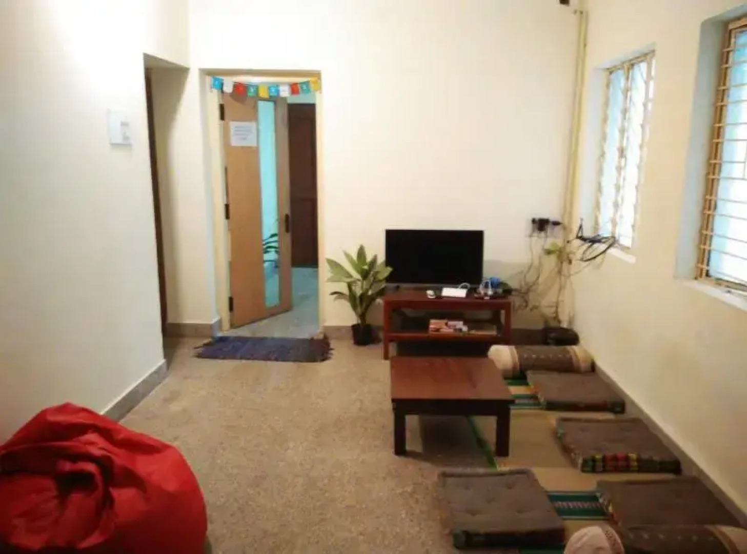 Electric Cats Annexe Hostel