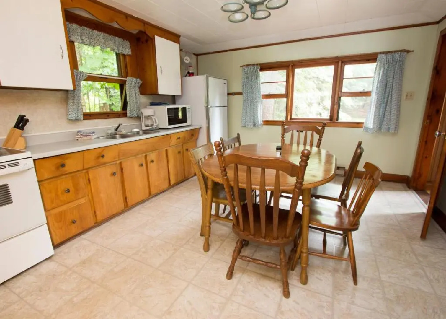 The Pines Cottage Resort