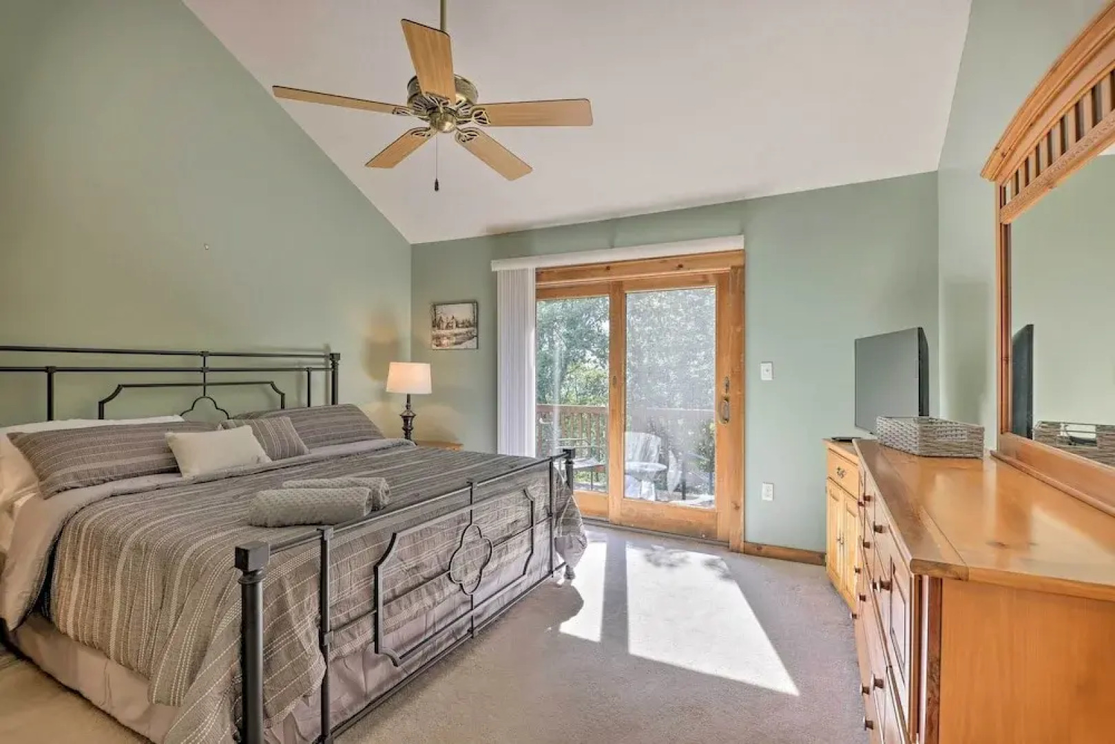 Cozy Tannersville Getaway Near Ski Resort!