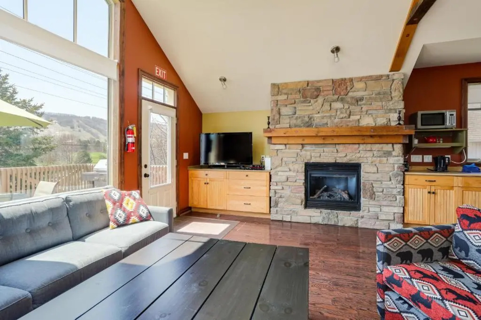 Blue View 7 Luna Chalet 84150