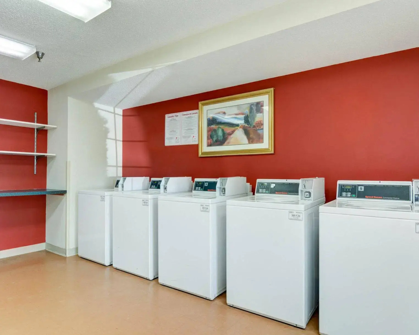 Suburban Studios Sterling - Washington Dulles