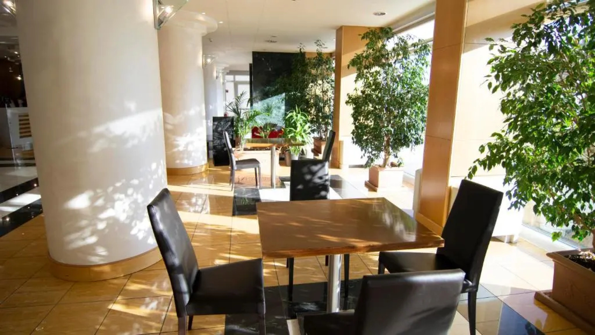 Отель B&B Cuneo Cristal