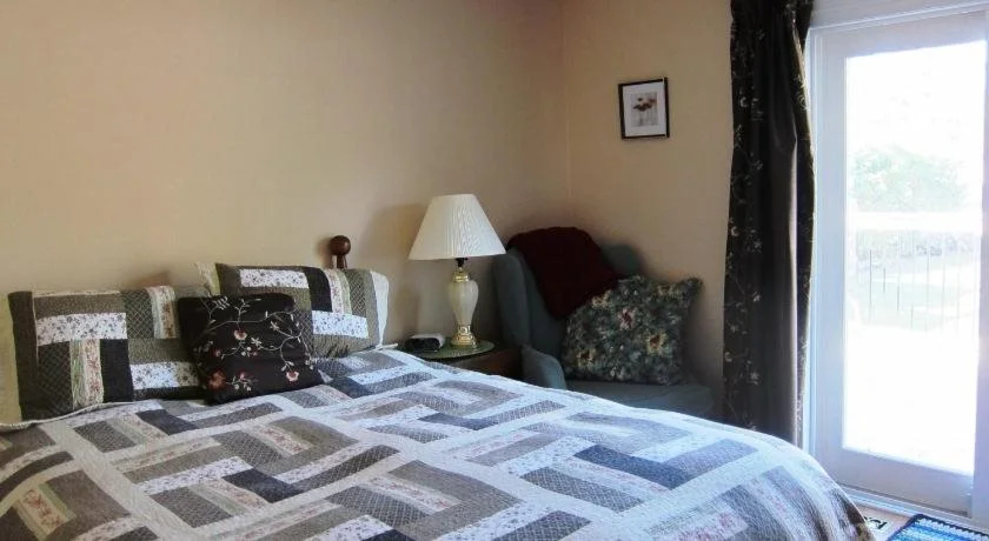 Twin Pines Bed and Breakfast