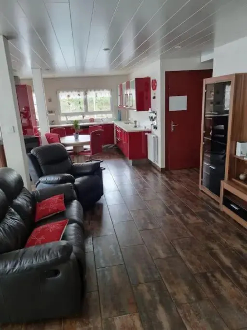Appartement chaleureux et confortable avec sauna..