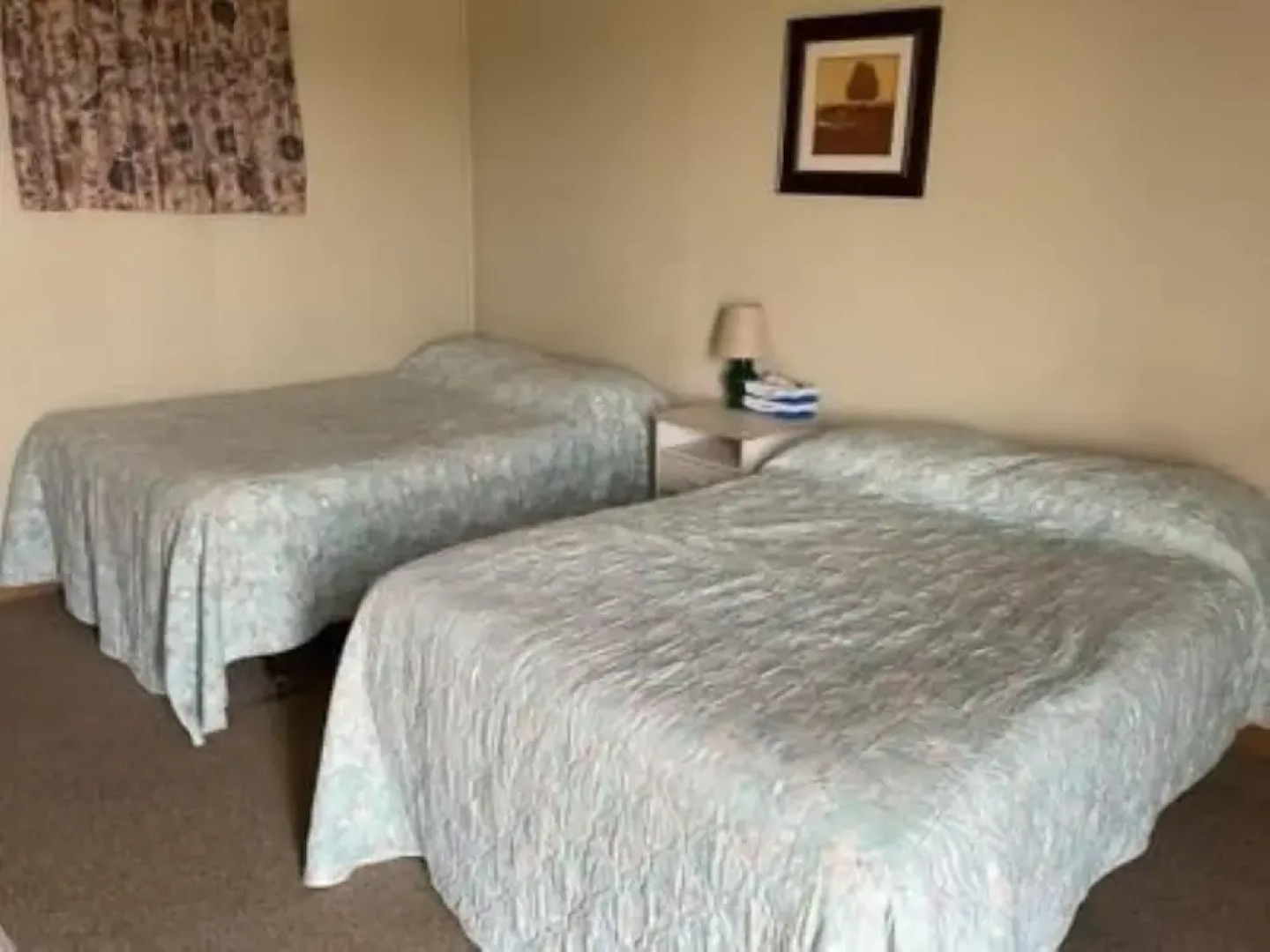 Gull Lake Lodge Motel