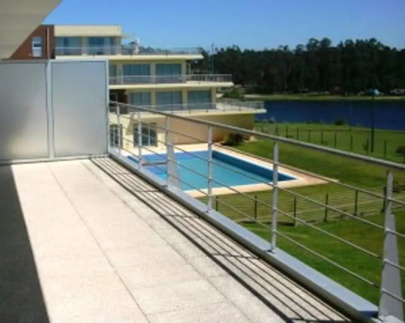 Studio in Esposende, With Wonderful Lake View, Pool Access, Enclosed G
