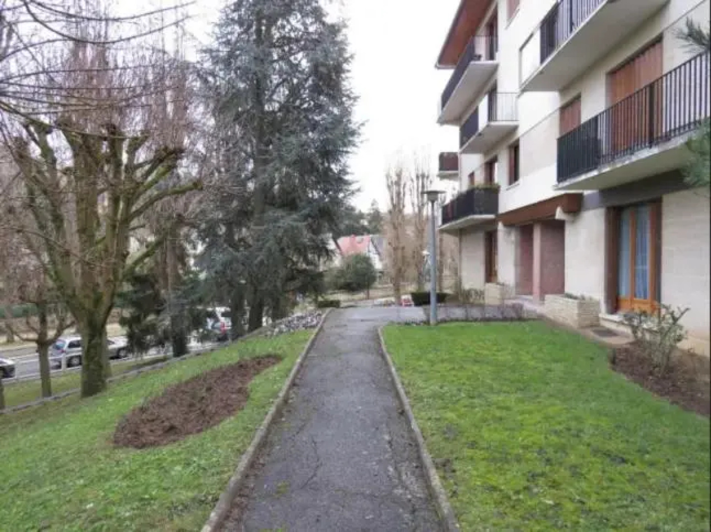 Studio 11m2 - Proche de Saint Germain en Laye