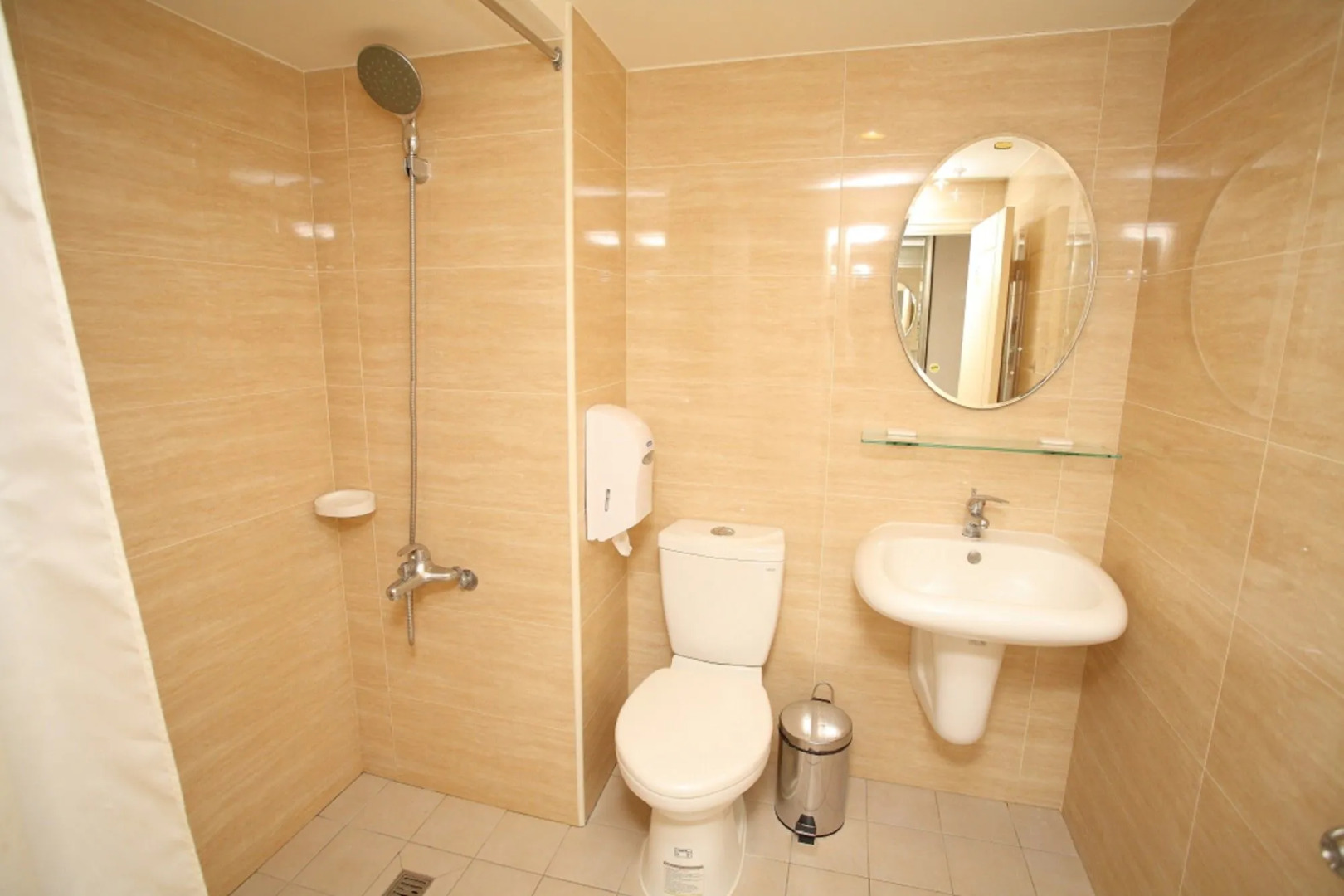 Fish Hotel Kaohsiung