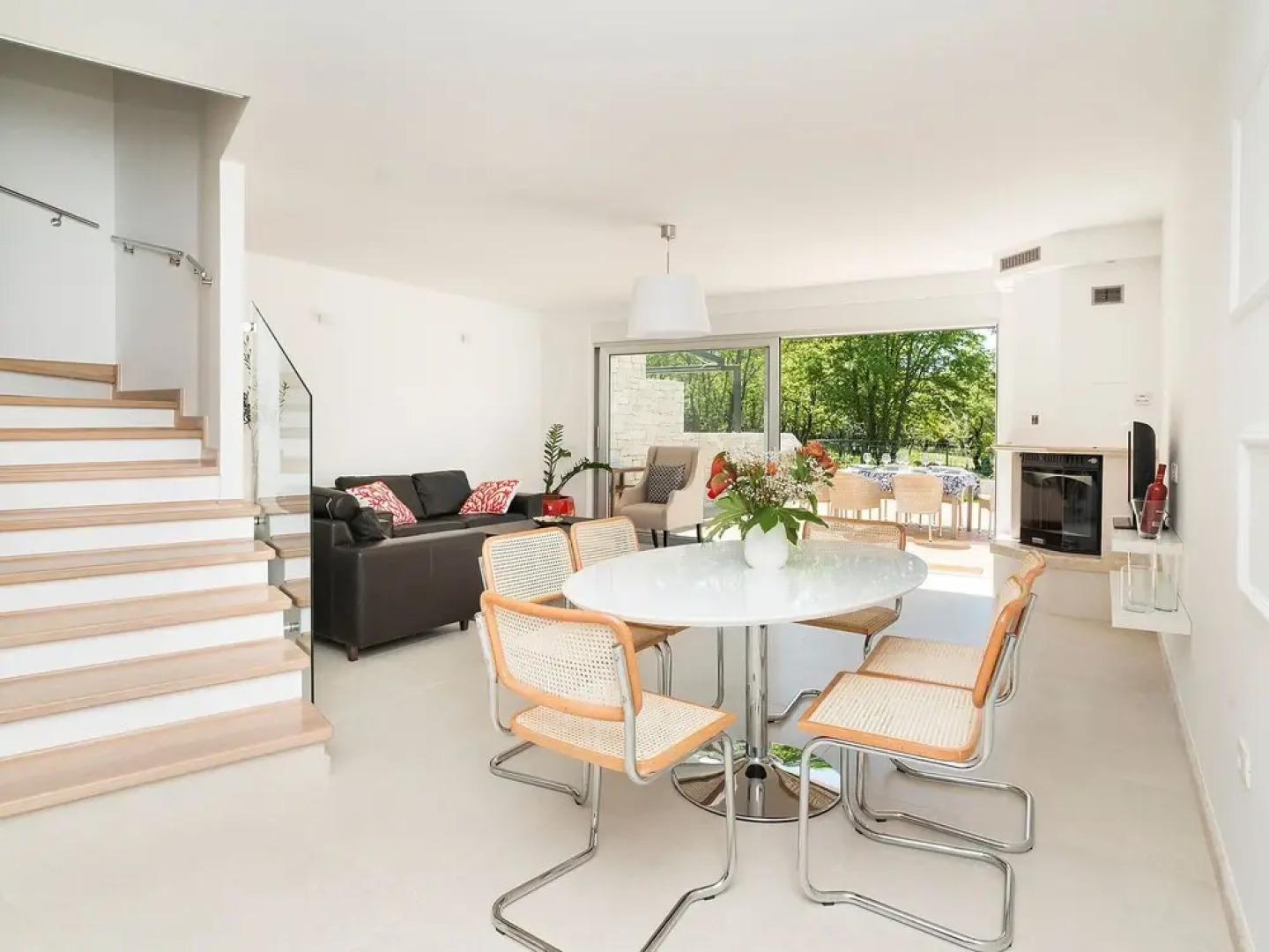 Sv Ivan 2 Kri ine in Kri ine