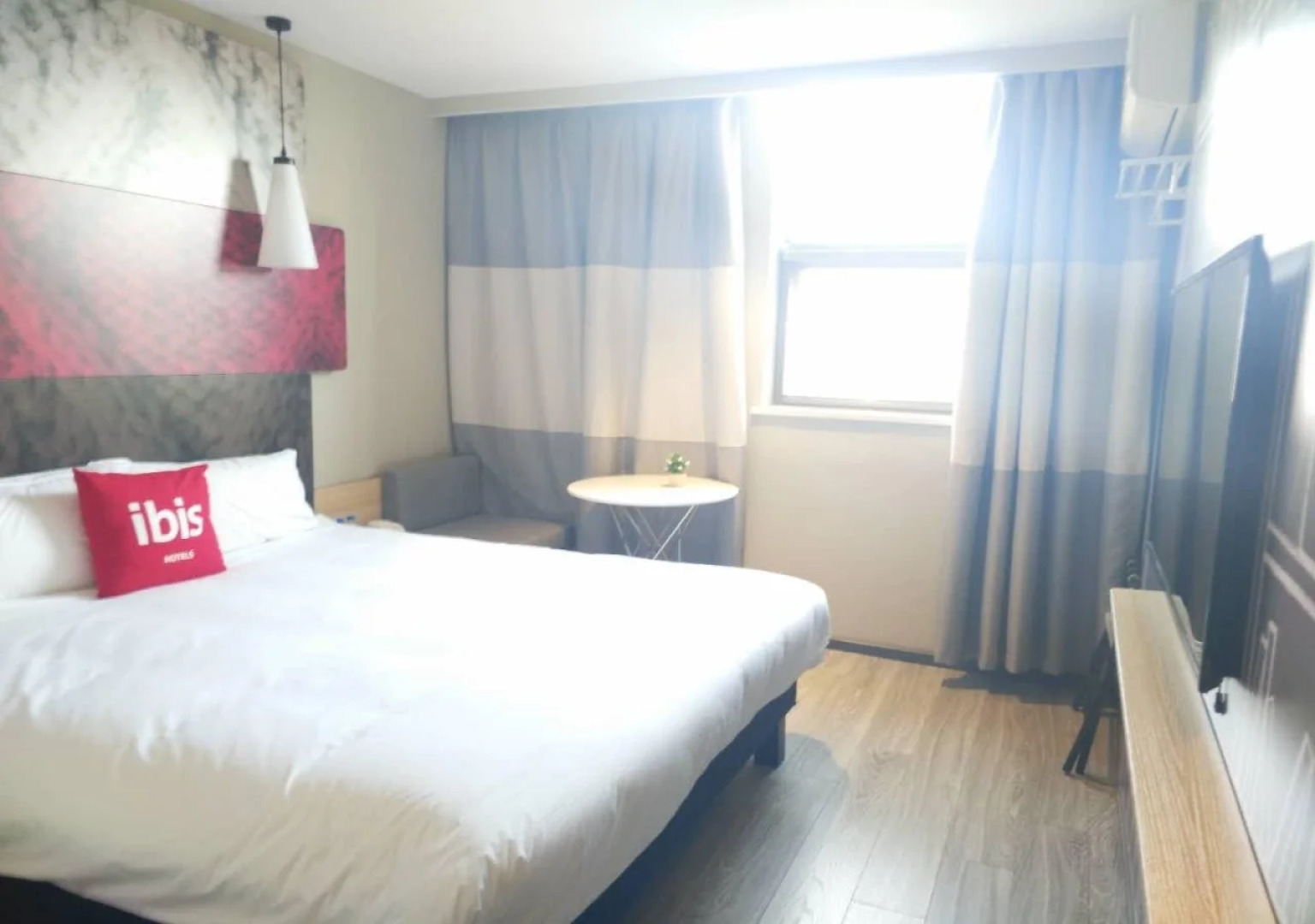 ibis Lianyungang Middle Jiefang Rd Hotel