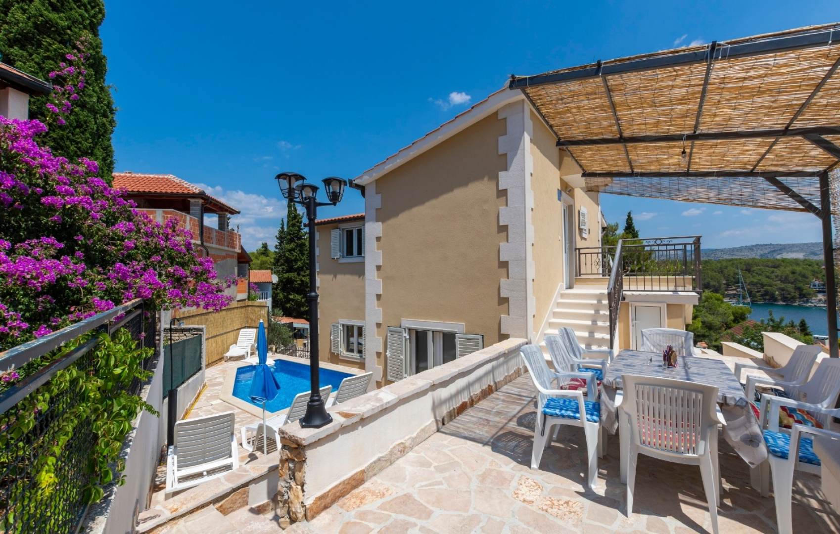 Apartment Dalis - open swimming pool: A2 prizemlje Cove Osibova (Milna), Island Brac
