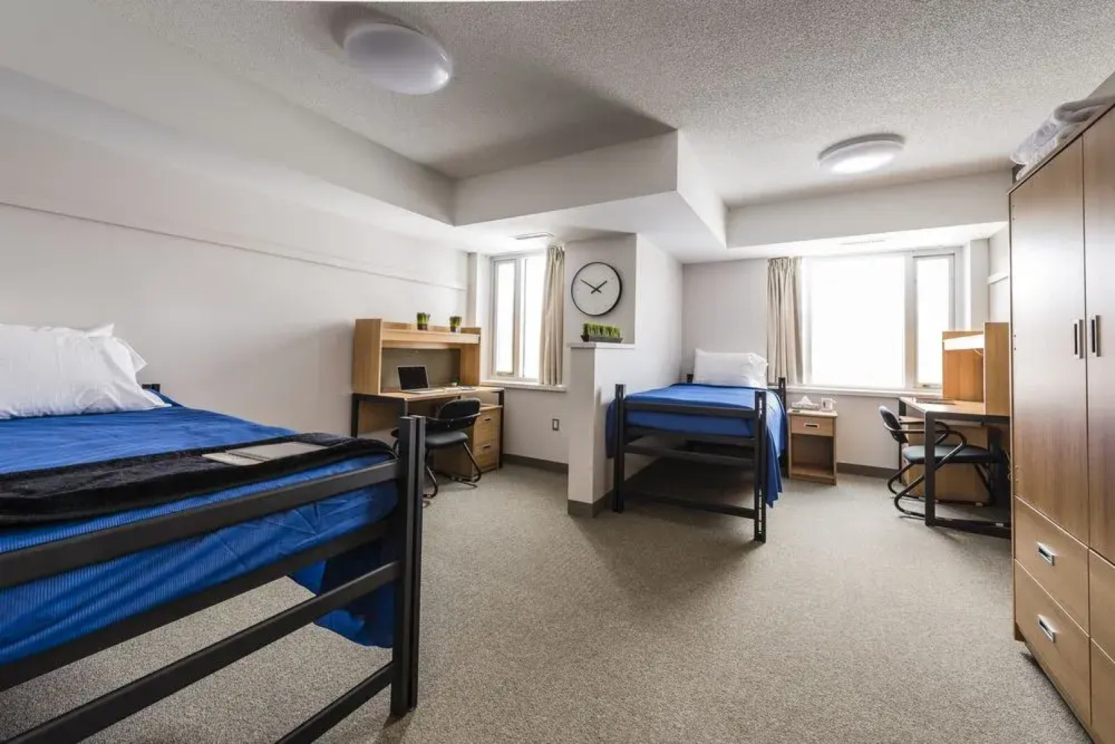 Western Bed and Breakfast - Ontario Hall