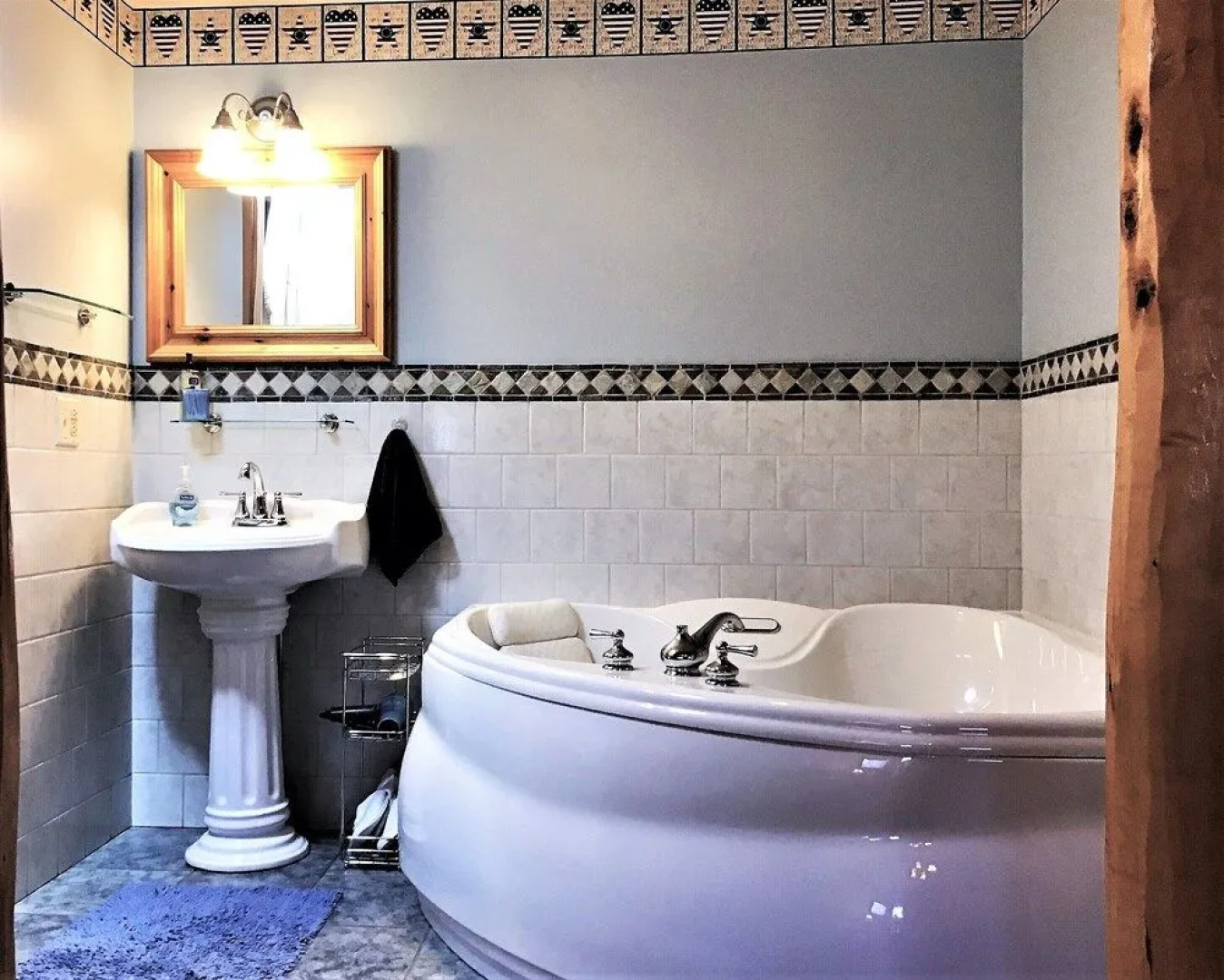 Black River Inn Bed and Breakfast