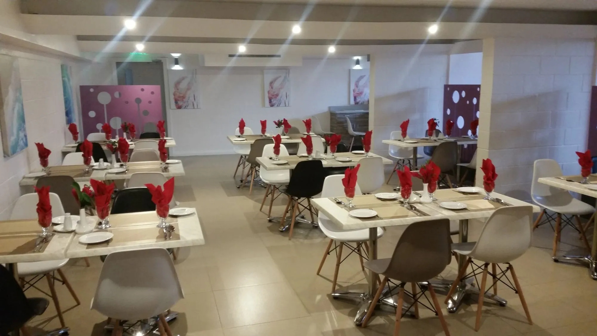 Peninsula International Hotel