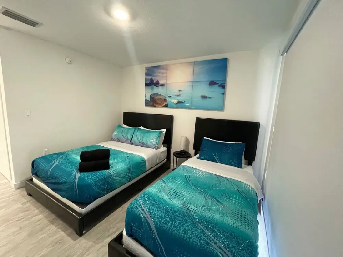 Breathtaking Sky Terrace 4BR/4BA BBQ/BAR  - New Home