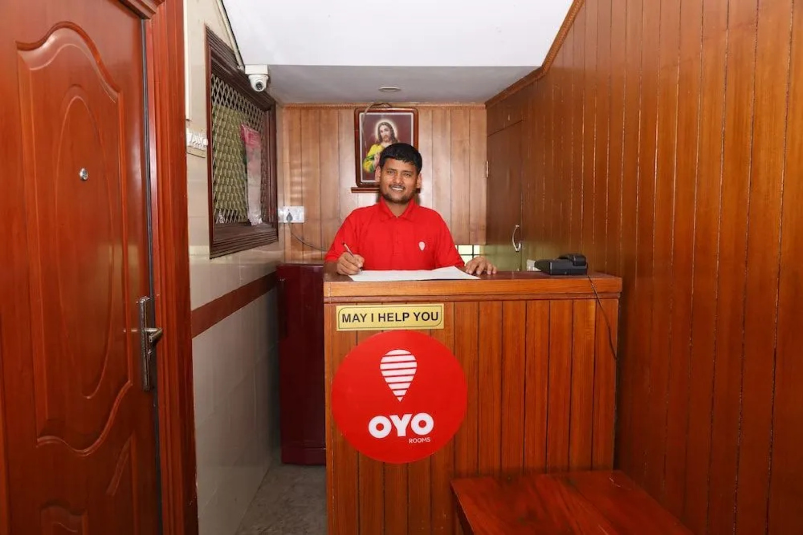 OYO 6711 Geojo Residency