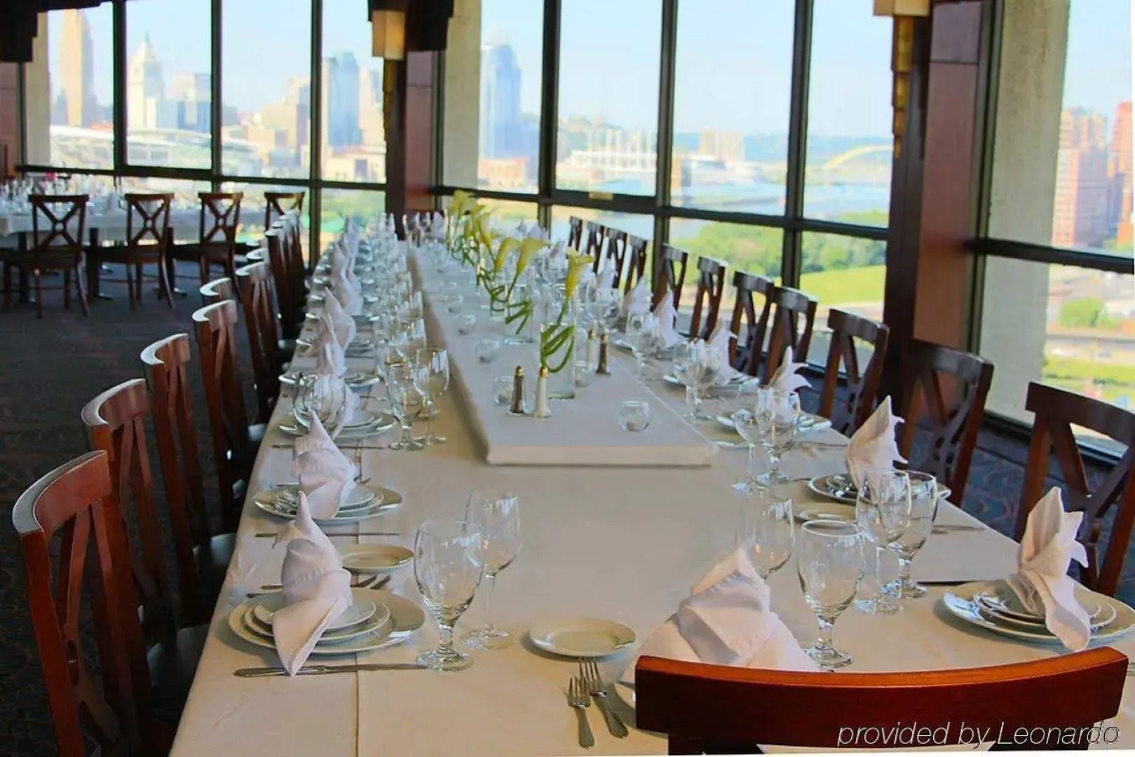 Radisson Hotel Cincinnati Riverfront