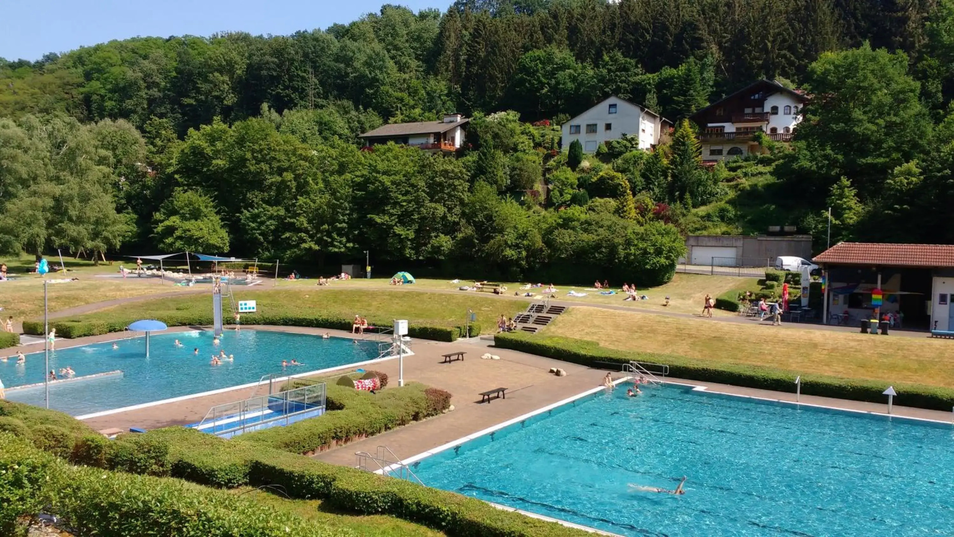 Ferienwohnung Rhododendron - Natur pur Kinderparadies