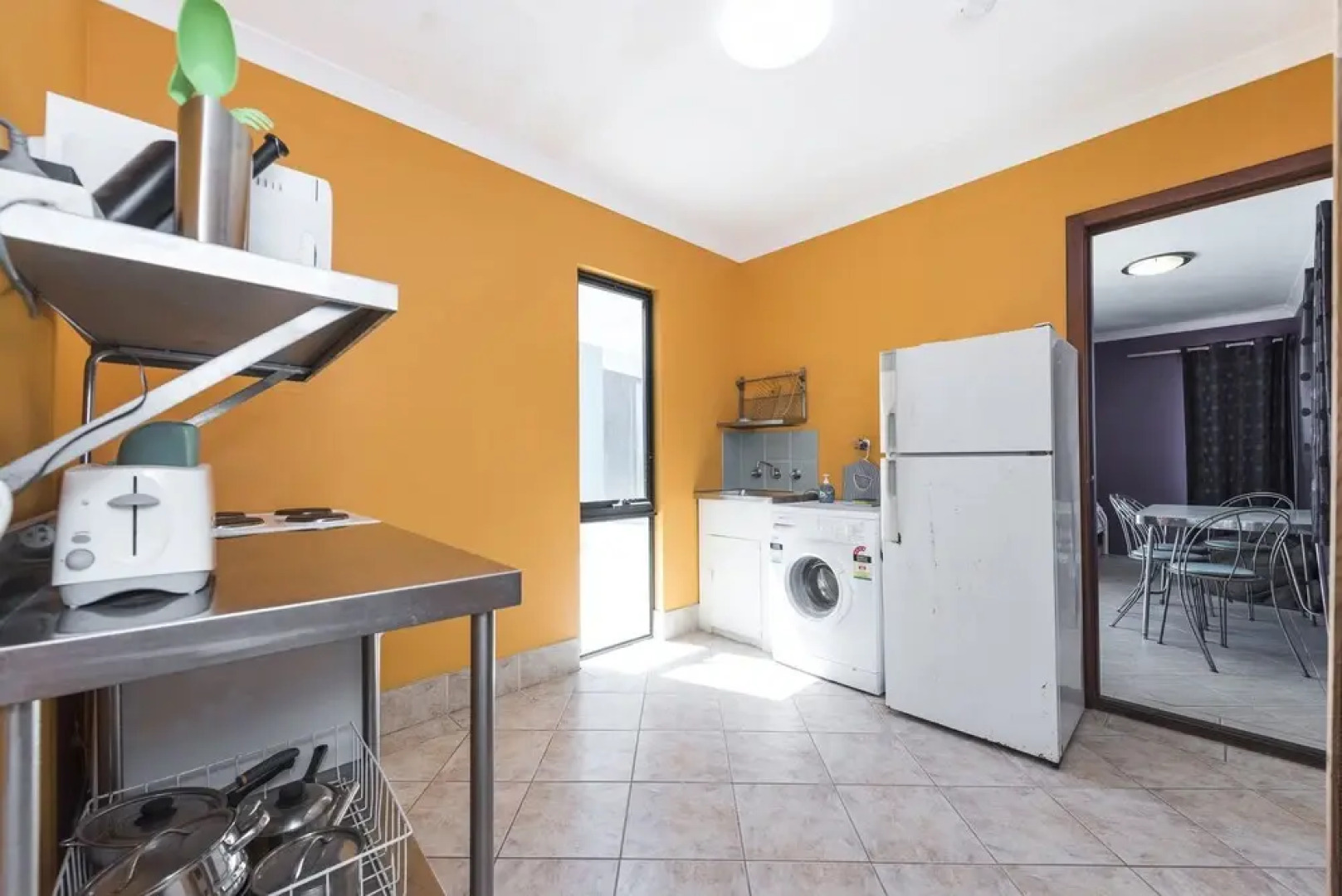 Wave House - Beach Front Lancelin