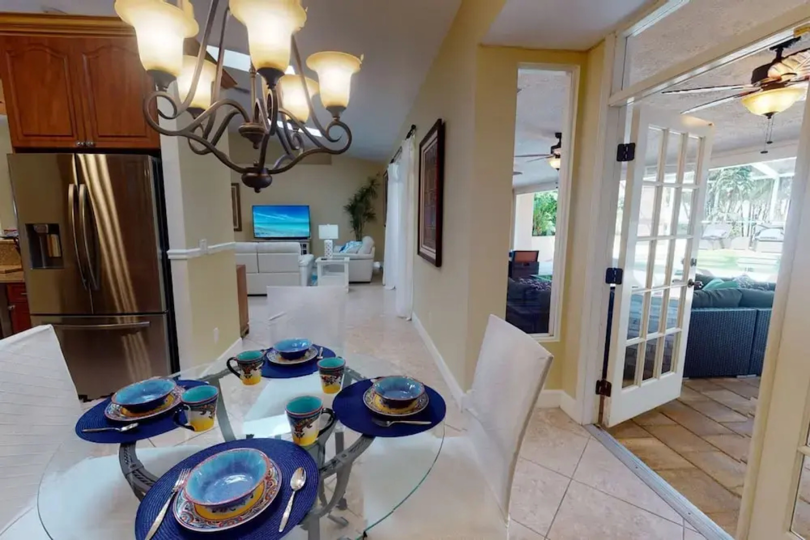 Sarasota Bay Pool Home