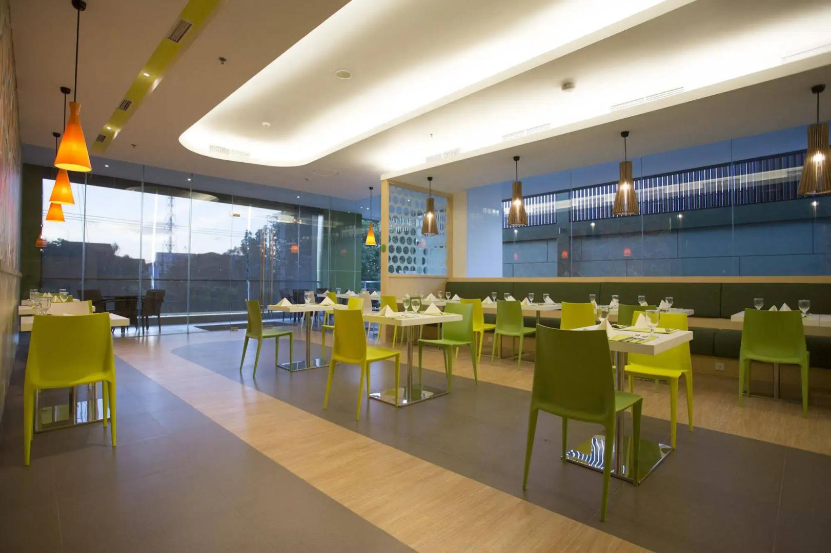 Zest Jemursari by Swiss-Belhotel International