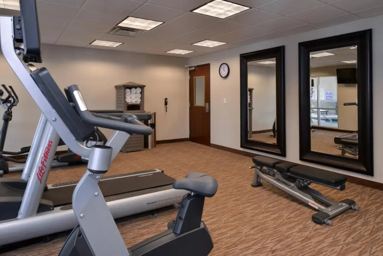 Holiday Inn Express & Suites Williams