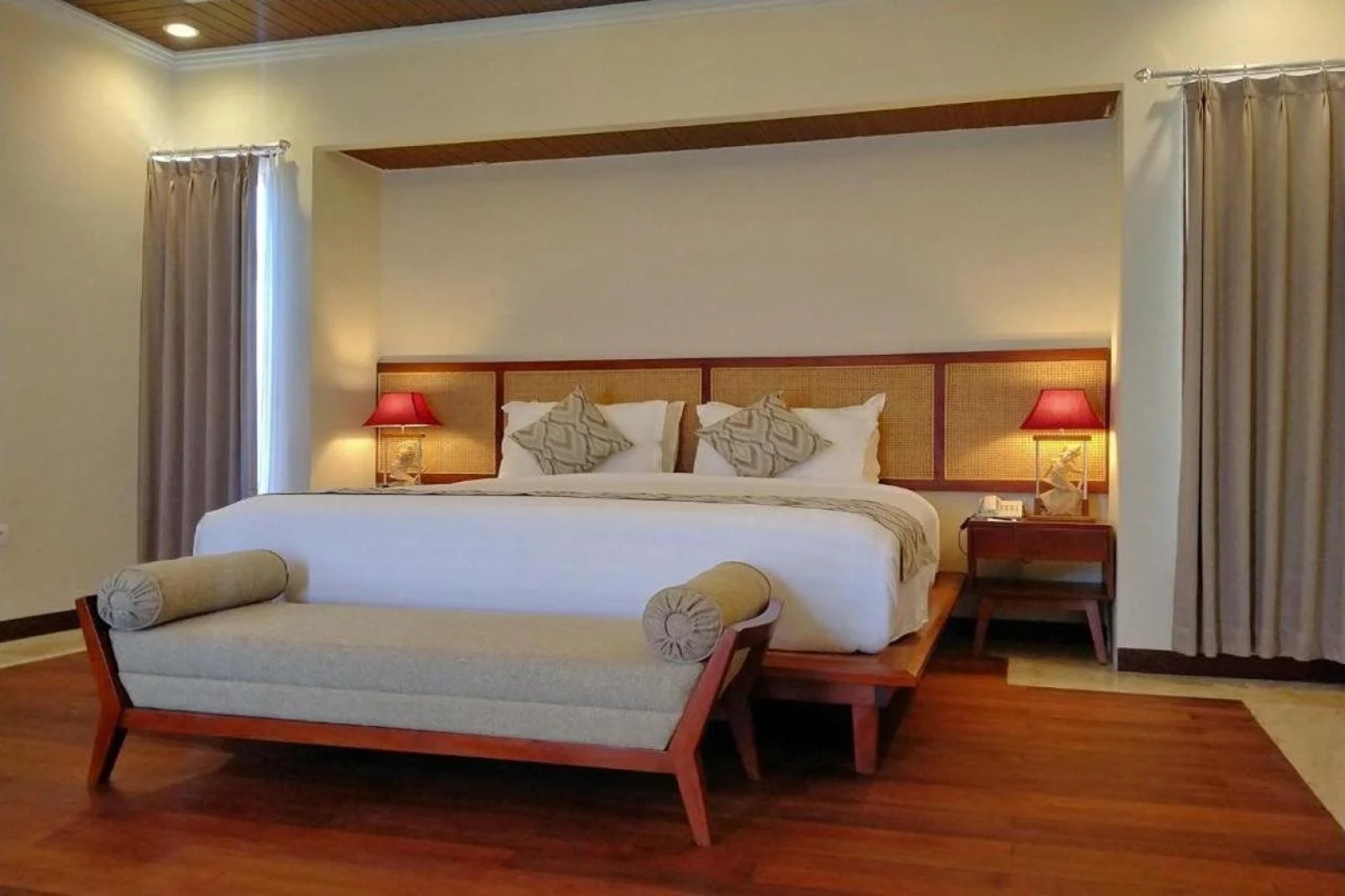 The Grand Villandra Resort