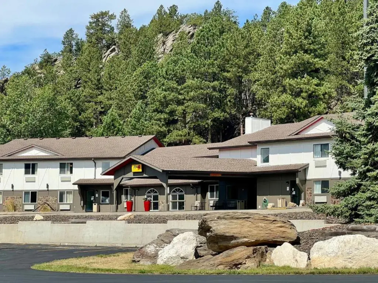 Super 8 Custer/Crazy Horse Area