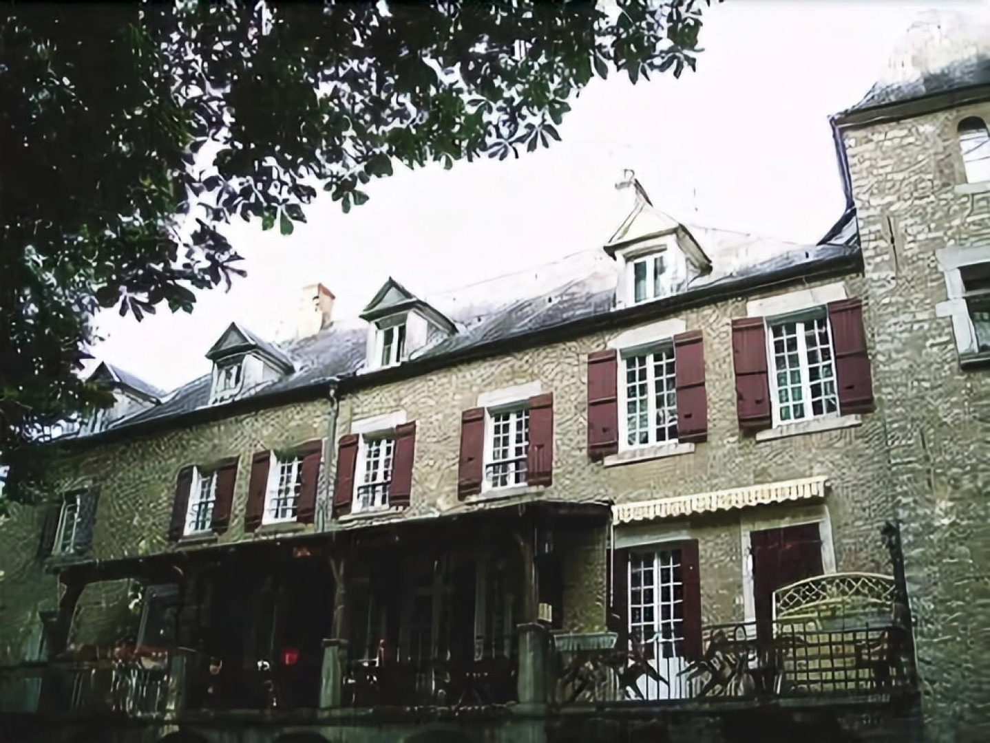 Logis Auberge Le Voutenay