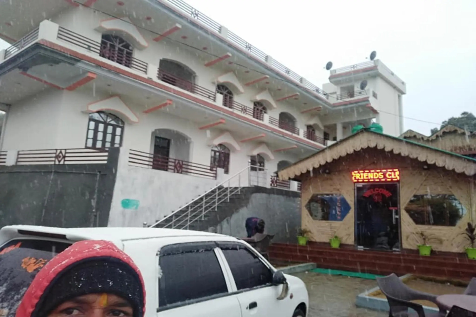 Friends Club Resort and Restaurant