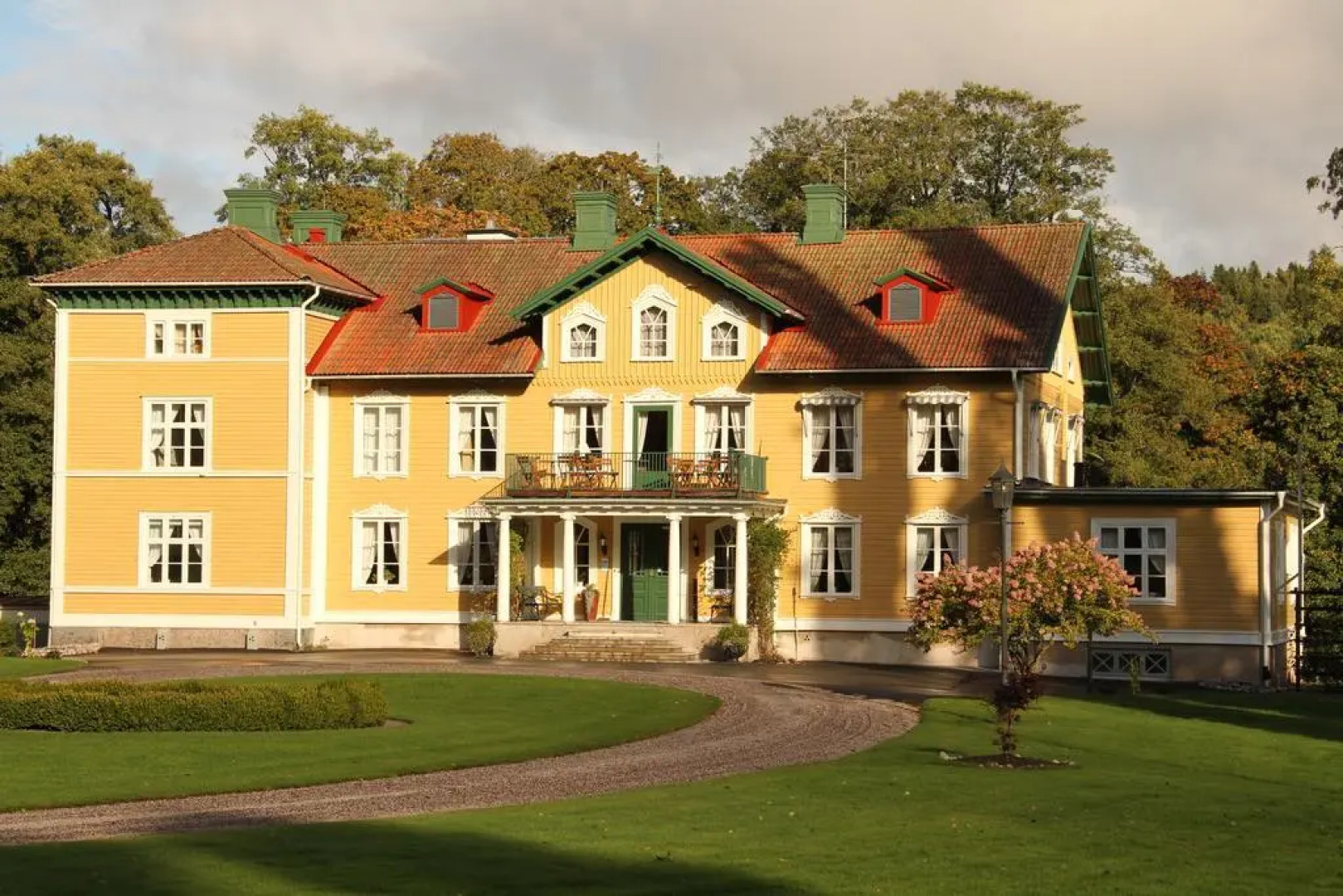 Sätra Bruks Herrgård