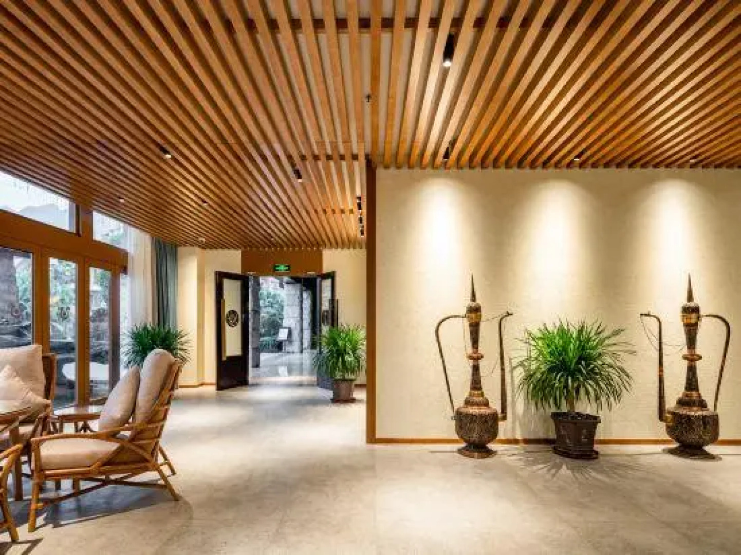 Guangyuan Jianmenguan Tianci Hot Spring Vacation Hotel