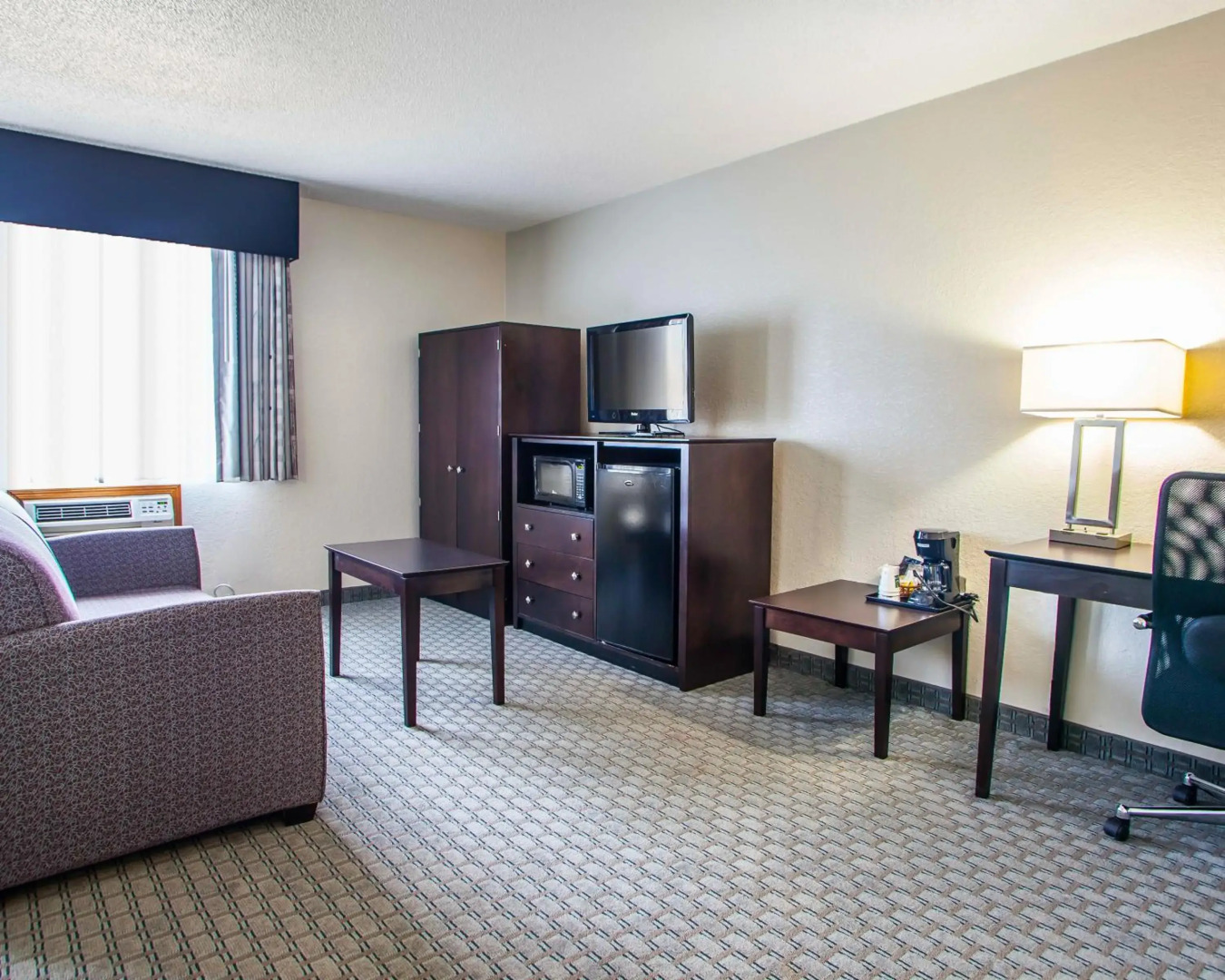 Quality Inn & Suites Ankeny - Des Moines