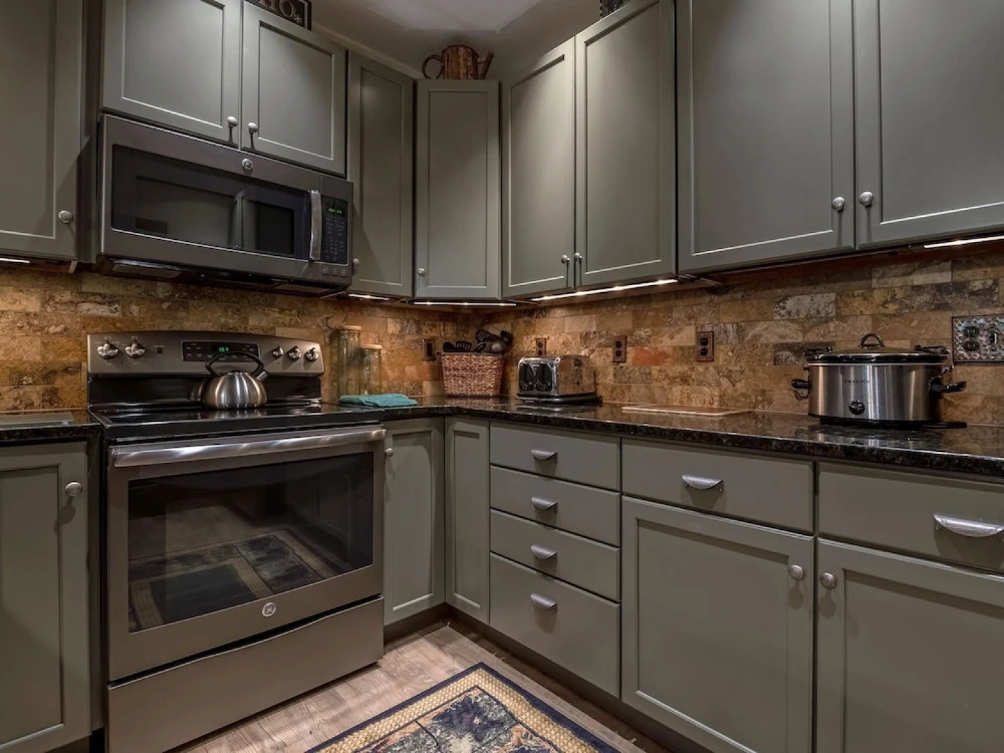 2 Br: Whistlepunk 16