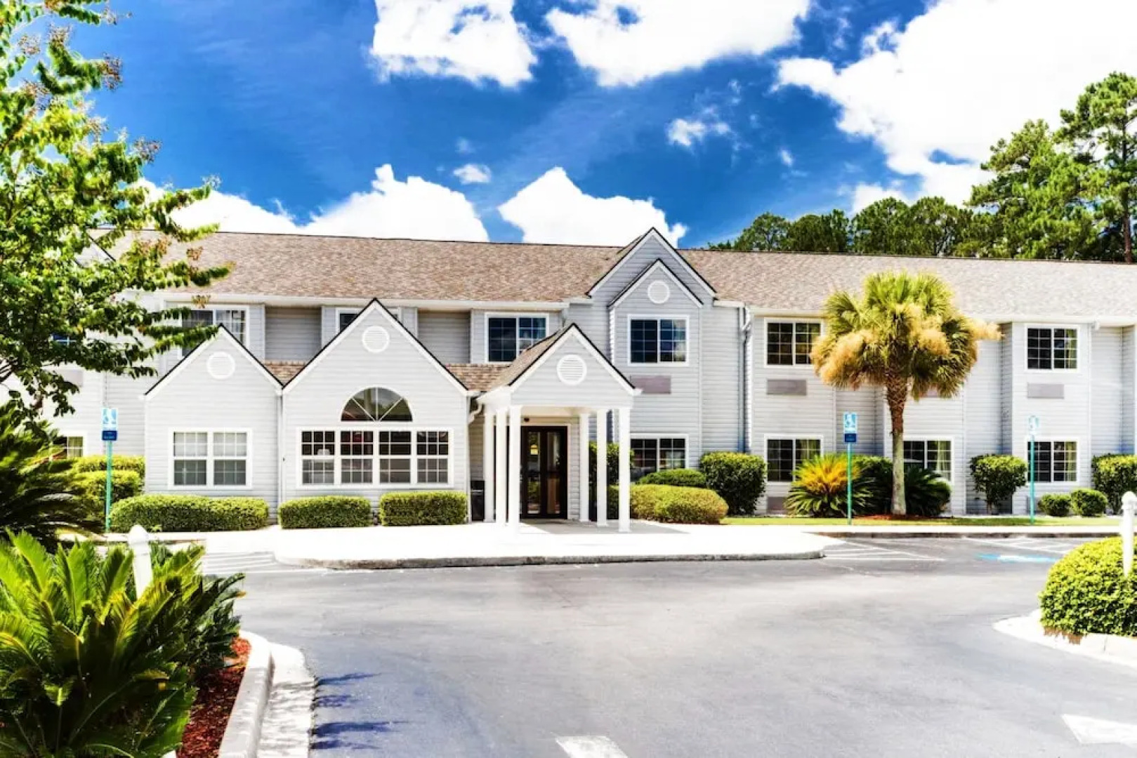 Microtel Inn And Suites By Wyndh Pooler Georgia