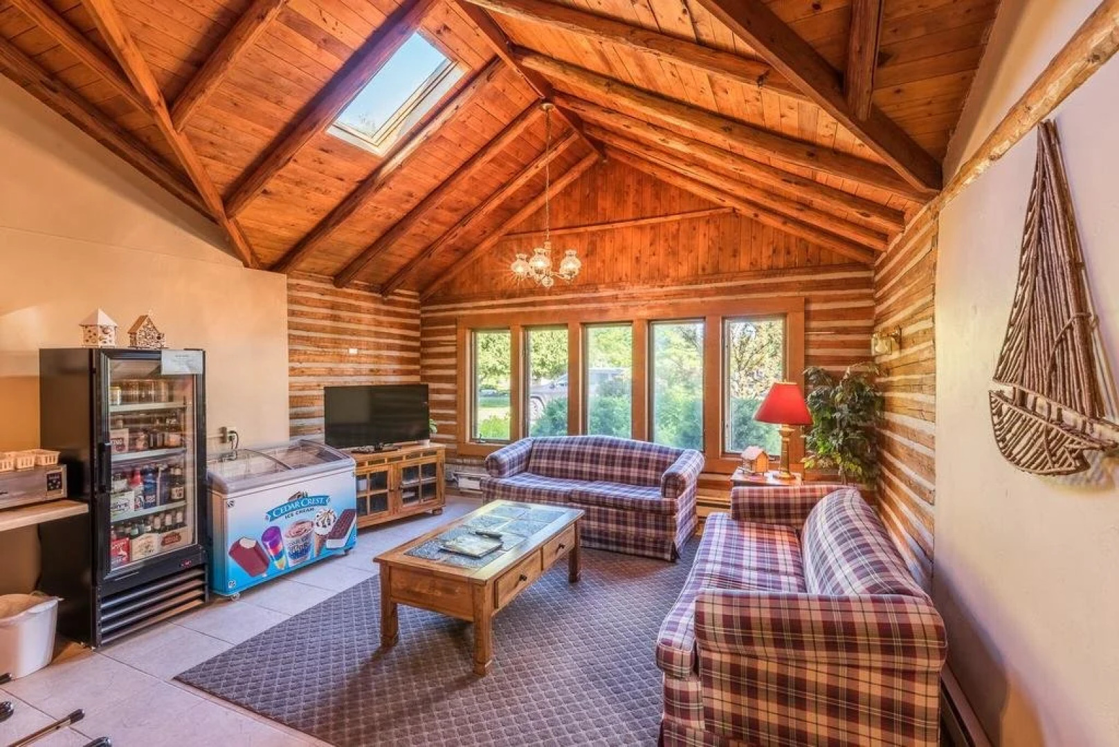 Somerset Inn & Suites