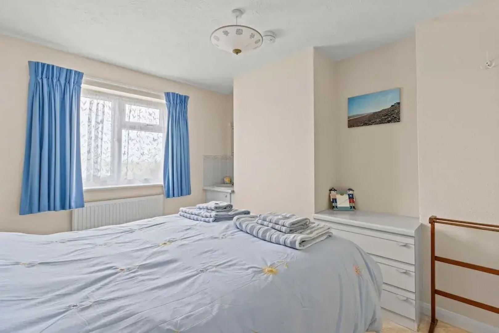 The Coastal Crab - Family-friendly Three-bed Beach House in Pevensey